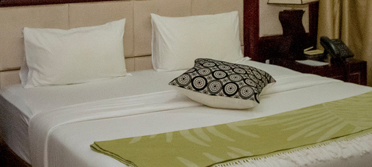 Gloria Inn Hôtel, Restaurant et Bar | Chambres Avec Salon